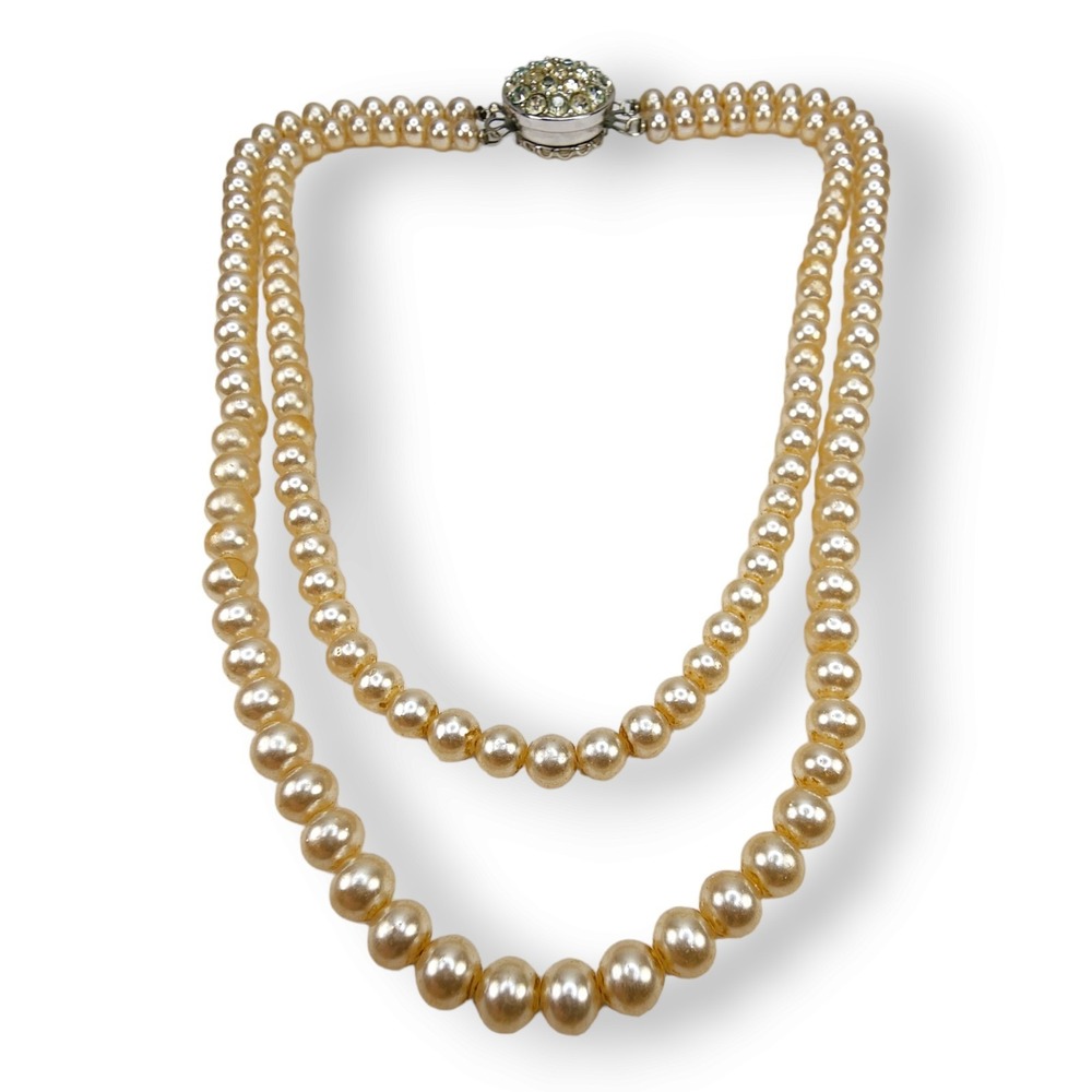 Sarah Coventry Necklace Faux Pearl 17in Cream Vintage 2 Strand Reversible Clasp